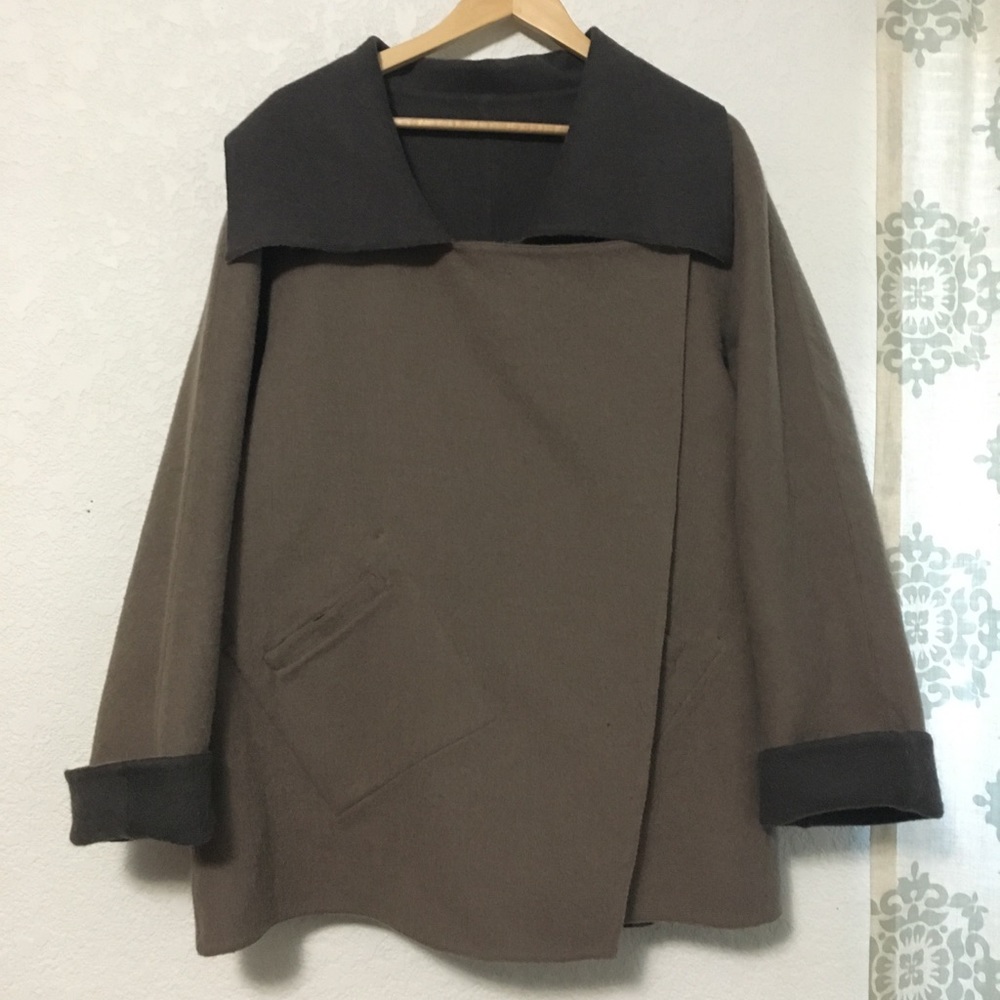 Beyond Threads, Gary, Tan, Taupe, Charcoal Gray, … - image 4